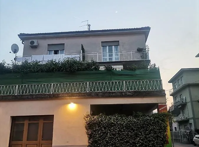 Malpensata Гостьовий будинок Бергамо